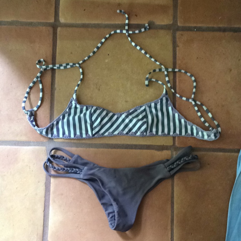 Posh pua bikini